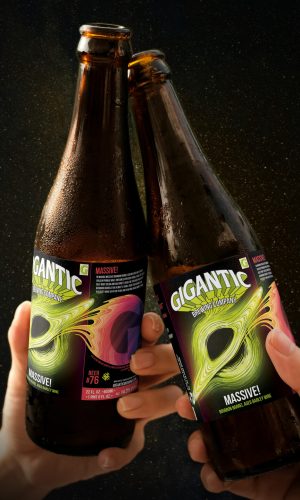 AD319_ClarkDevyn_GiganticLabel_Mockup